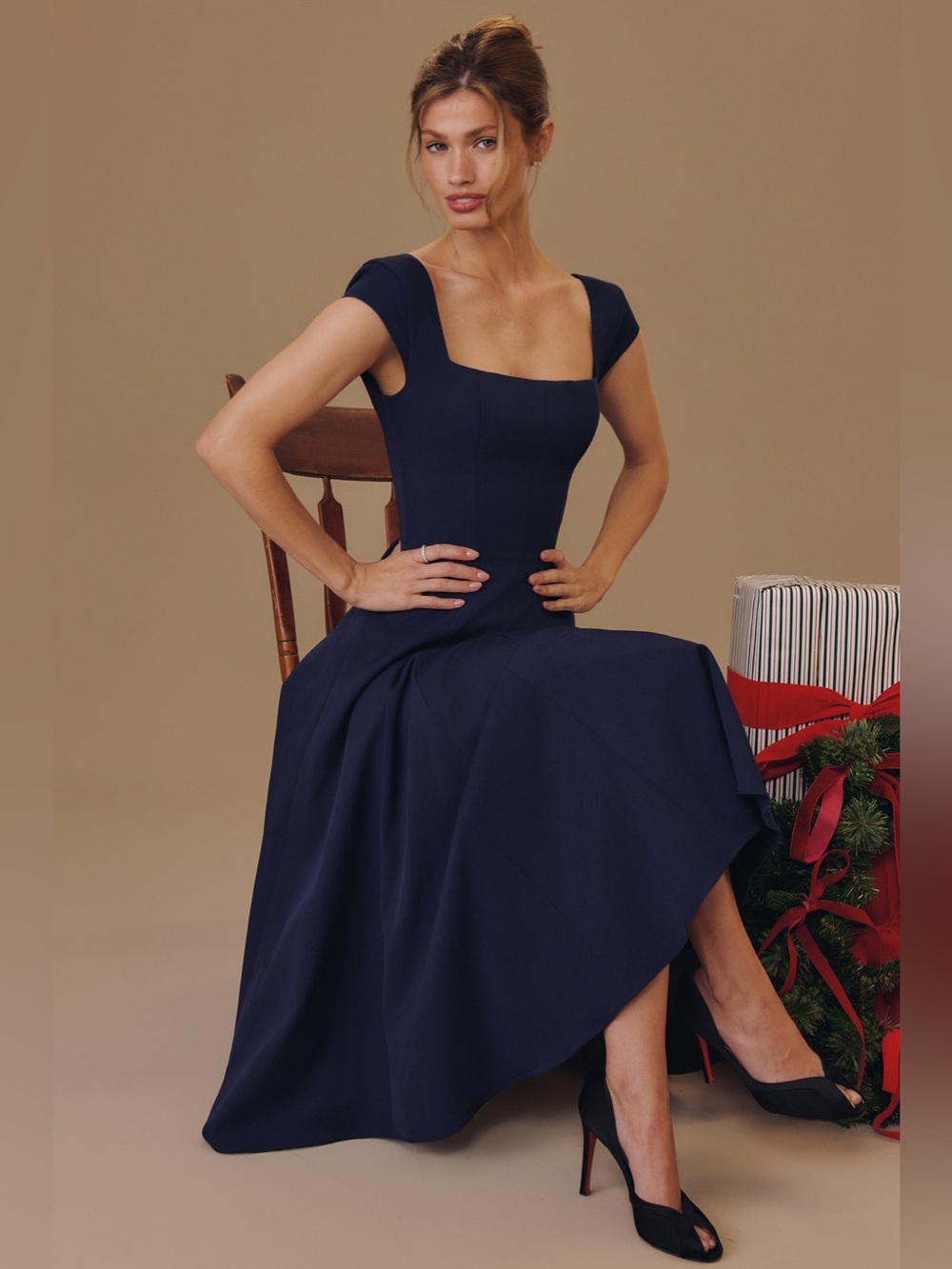 House of CB Raisa Lace Back Dress Navy Size Small NWOT - Picture 6 of 12